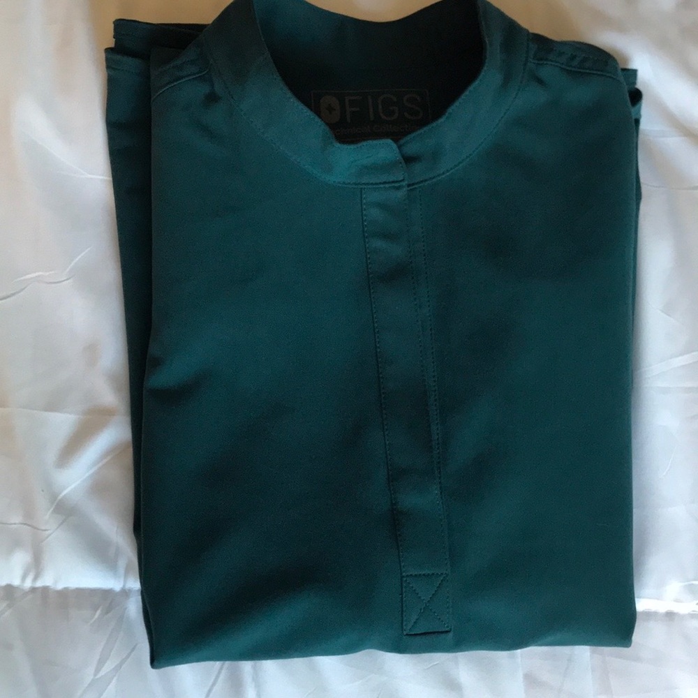 FIGS Small Teal Rafaela Scrub Top